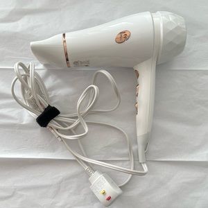 T3 blow dryer